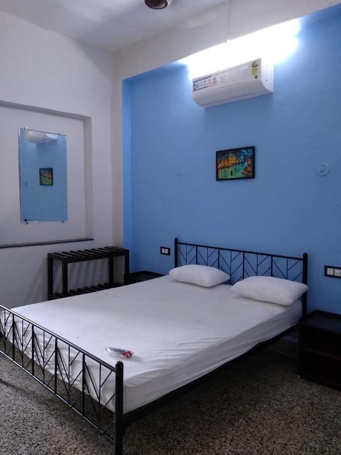 Sanrit Hotel GOA Exterior photo